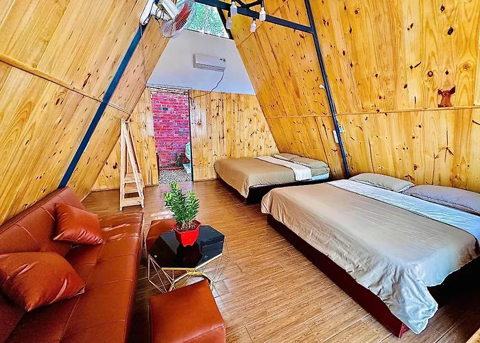 Bai Thom Retreat